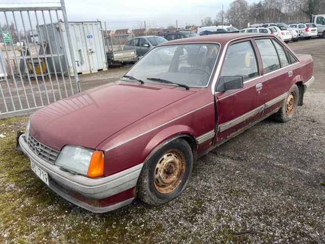 1294156-1 Opel Rekord 2.0 E Manual, 110hp, 1983 (Renovation project)