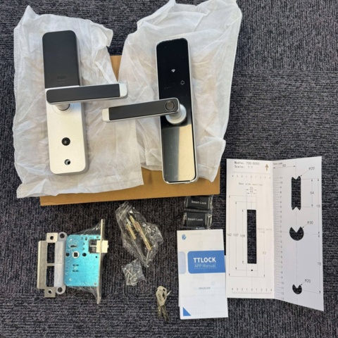 1329232-4 Smart lock SecureLock Pro - Free shipping