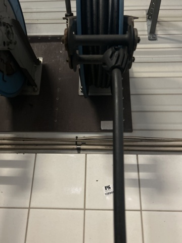 1289981-8 Hose reel for oil and compressed air and oil gauge Piusi