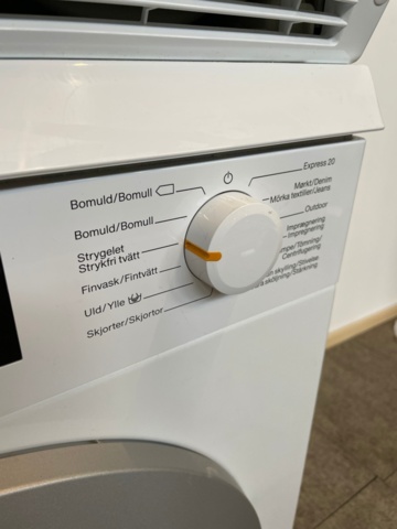 1323188-8 Washing column, Miele (2018)