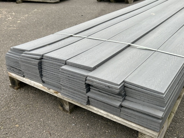 1317152-3 Composite decking cover strip Grey -324 meters