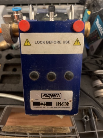 1325490-4 Fiberblås Plumett E25