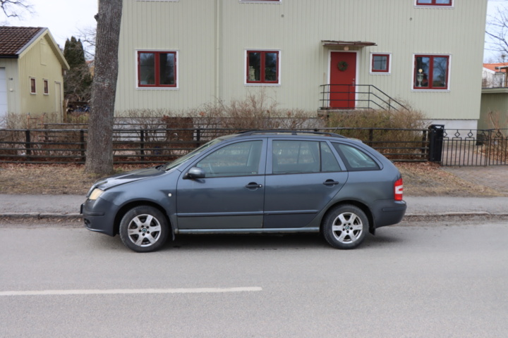1330148-2 Škoda Fabia Combi 1.2 Manual, 64hp, 2007