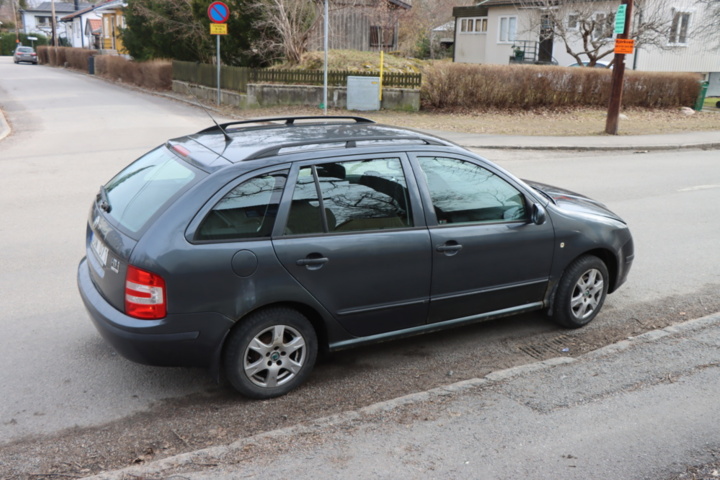 1330148-8 Škoda Fabia Combi 1.2 Manual, 64hp, 2007