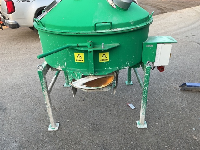 1198251-17 PERL Bruksblandare P 400 med skruv och silo  -2021