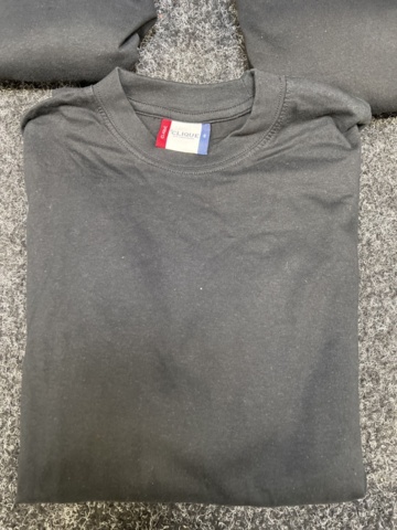 1329750-3 12 T-shirts Clique, size S