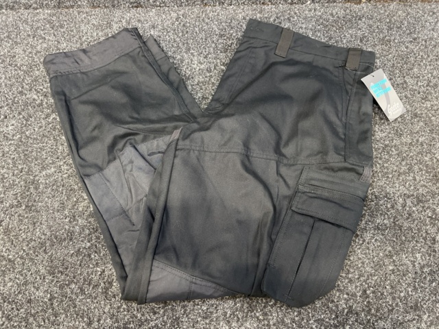 1330221-2 Craftsman trousers Gesto 1250099, size C60/160