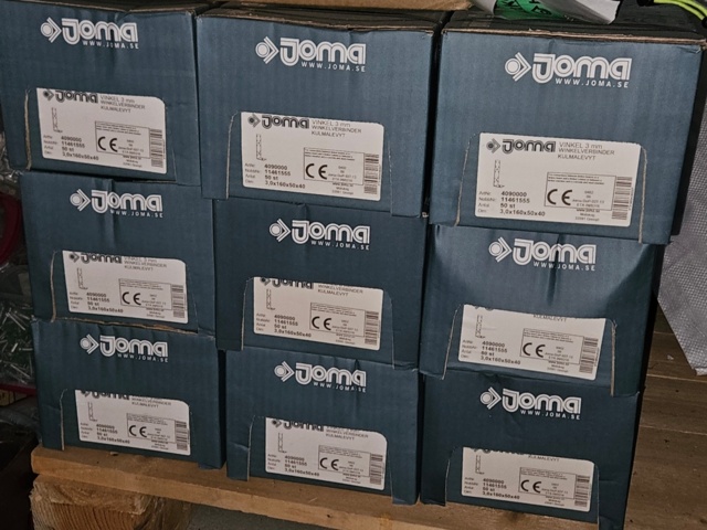 1225889-15 Parti med färgade popnitar och montageskruv till fasadskivor