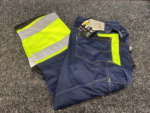 1329630-2 High-visibility trousers Björnkläder 242011569, size D120