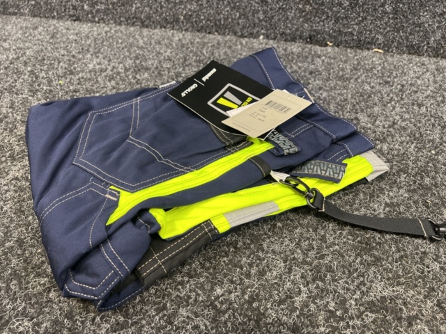 1329677-3 High-visibility trousers Björnkläder 242011569, size 50