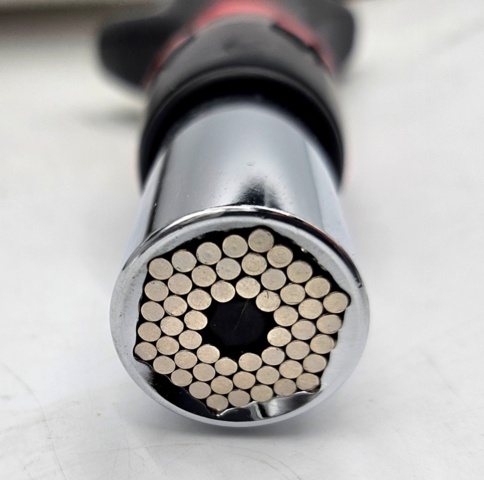 1330874-2 Universalhylsnyckel, 4 st – Gator Grip, passar standard & metrisk