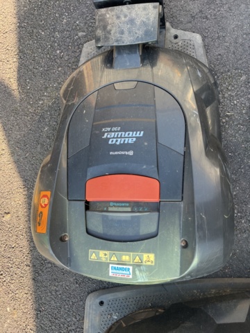 1325504-3 Robotic lawnmower 2pcs - Husqvarna Automower 230 ACX (Repair item)