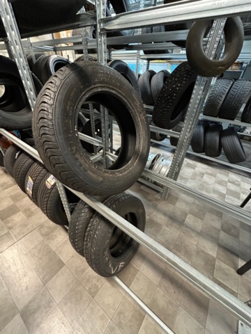 1289983-5 Tire racks and tires, see list