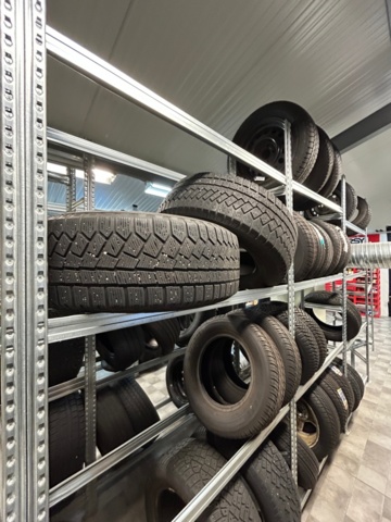 1289983-7 Tire racks and tires, see list