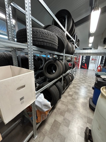 1289983-9 Tire racks and tires, see list