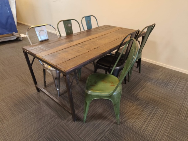 1289442-1 Rustic dining table and chairs