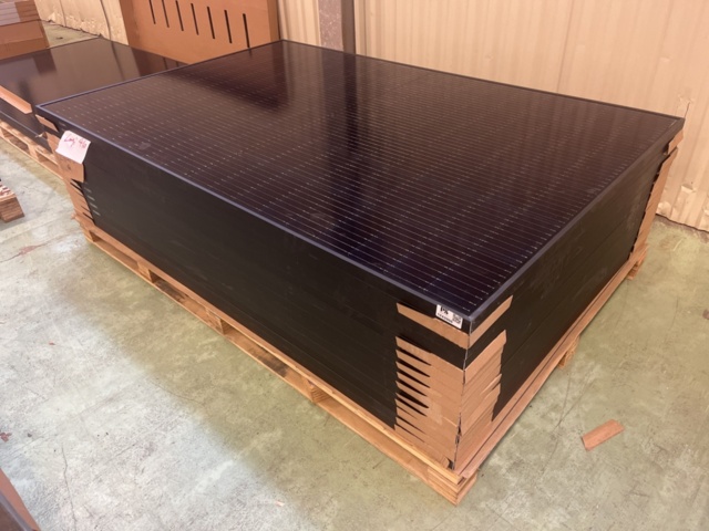 1243906-1 Solar panels 14 pcs 410W - Longi LG410