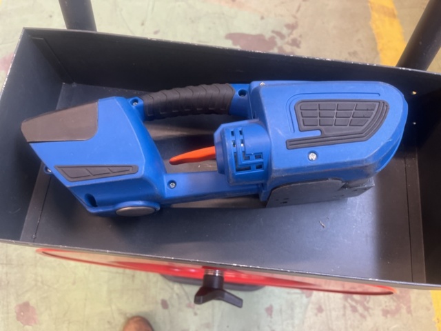 1243921-3 Strapping machine with trolley – HU-P1316