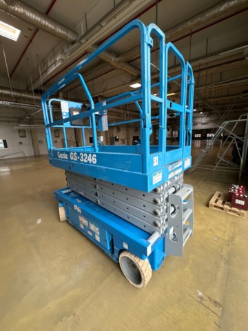 1329300-6 Saxlift Genie GS-3246