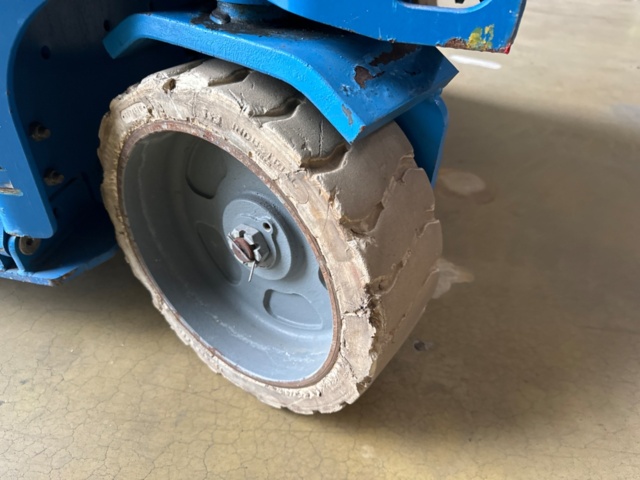 1329300-13 Saxlift Genie GS-3246