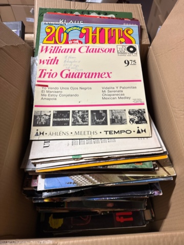 1316613-2 LP records 9 boxes