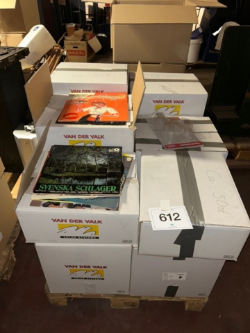 1316612-1 LP records 15 boxes