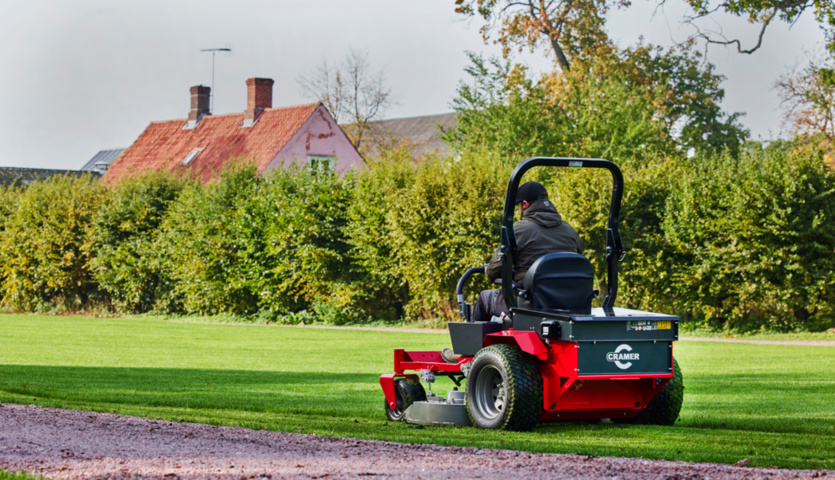 1333192-16 Electric riding lawn mower Cramer 82ZT132 - 2022 (NEW)