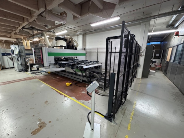 1303479-3 CNC-maskin 5-axlig - Biesse Rover A 1632