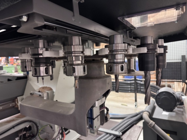 1303479-22 CNC-maskin 5-axlig - Biesse Rover A 1632