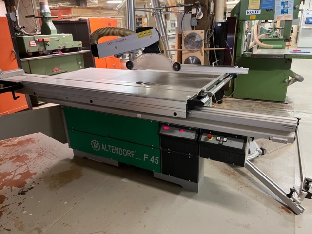 1303487-3 Skivsåg med tillbehör - Altendorf F45 CE -2000