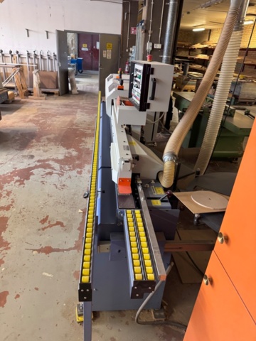 1303496-4 Kantlistmaskin Hebrock AKV 3003 DK F -2012