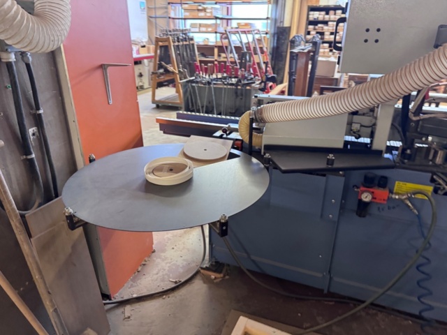 1303496-7 Kantlistmaskin Hebrock AKV 3003 DK F -2012