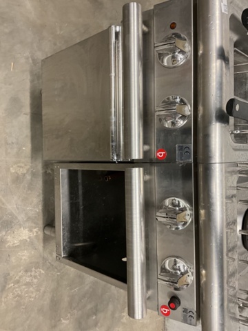 1198288-4 Gas stove and pasta cooker