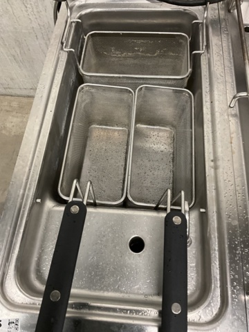 1198288-5 Gas stove and pasta cooker