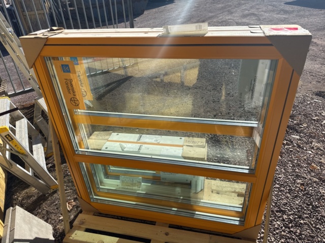 1321013-2 WindowWood/Aluminum turn -3-glass 14x14 1 pc