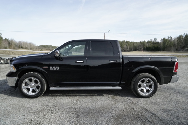 1336519-4 RAM 1500 Crew Cab 5.7 V8 HEMI 4x4 TorqueFlite, 395 hk, 2014