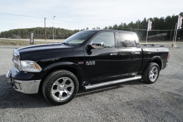1336519-3 RAM 1500 Crew Cab 5.7 V8 HEMI 4x4 TorqueFlite, 395 hk, 2014
