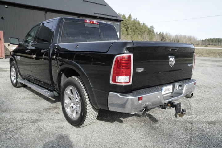 1336519-6 RAM 1500 Crew Cab 5.7 V8 HEMI 4x4 TorqueFlite, 395 hk, 2014