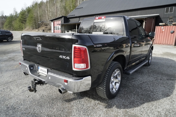 1336519-8 RAM 1500 Crew Cab 5.7 V8 HEMI 4x4 TorqueFlite, 395 hk, 2014