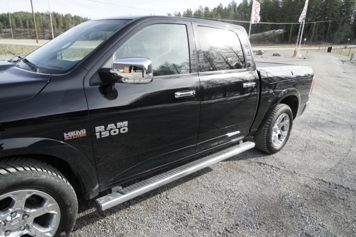 1336519-19 RAM 1500 Crew Cab 5.7 V8 HEMI 4x4 TorqueFlite, 395 hk, 2014