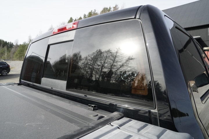 1336519-30 RAM 1500 Crew Cab 5.7 V8 HEMI 4x4 TorqueFlite, 395 hk, 2014