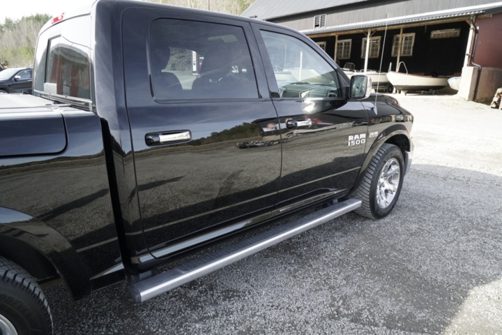 1336519-32 RAM 1500 Crew Cab 5.7 V8 HEMI 4x4 TorqueFlite, 395 hk, 2014