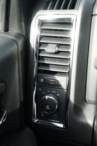 1336519-48 RAM 1500 Crew Cab 5.7 V8 HEMI 4x4 TorqueFlite, 395 hk, 2014