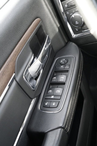 1336519-49 RAM 1500 Crew Cab 5.7 V8 HEMI 4x4 TorqueFlite, 395 hk, 2014