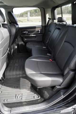 1336519-52 RAM 1500 Crew Cab 5.7 V8 HEMI 4x4 TorqueFlite, 395 hk, 2014