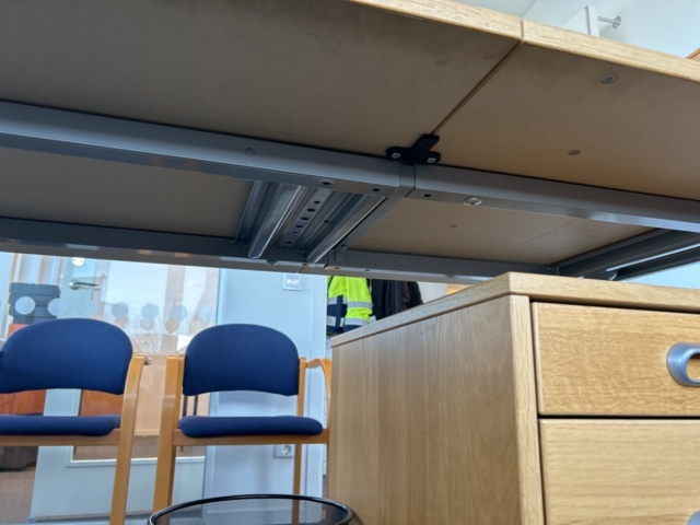 1286645-10 Office workstation - Desk, office chair, bookshelf, and more