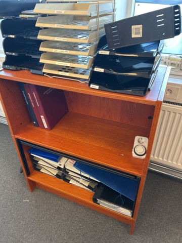 1286647-27 Office workstation - Desk, office chair, bookshelf, and more