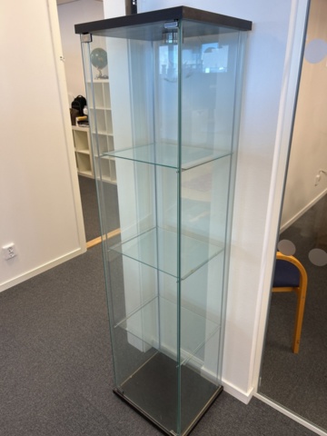 1286648-5 Office storage with contents, etc.