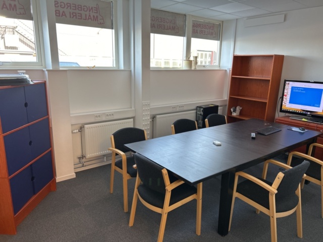 1286649-1 Conference furniture - Tables, chairs, cabinets, and more