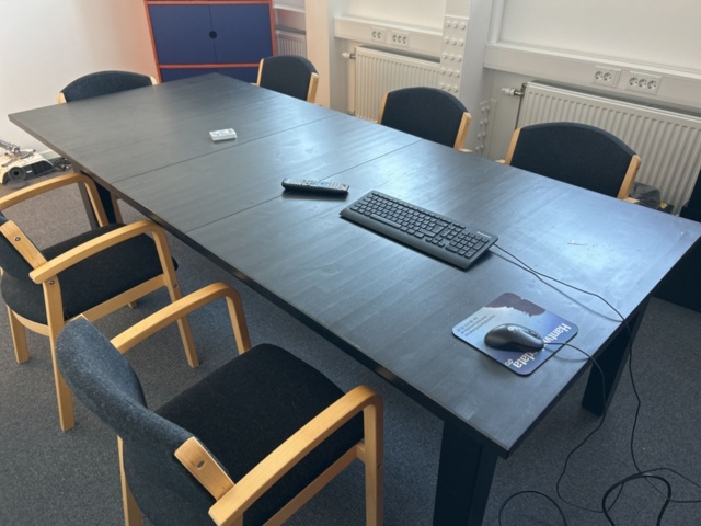 1286649-4 Conference furniture - Tables, chairs, cabinets, and more